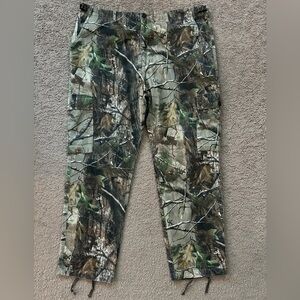 Cabela's Realtree apg Men's Camo Cargo Hunting Pants Size 42 R